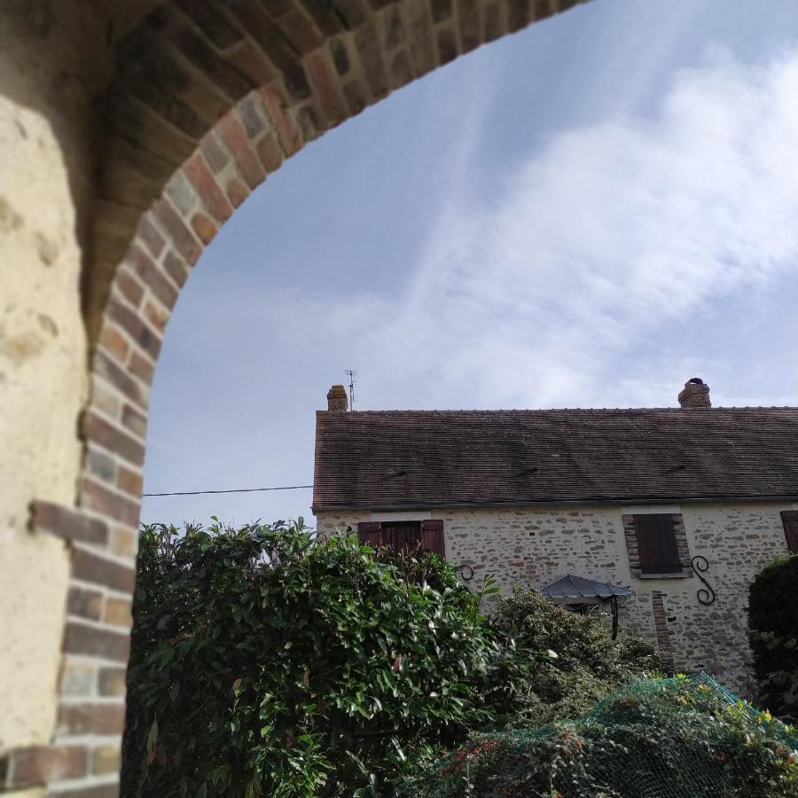 Gite L'Ecole Buissonniere Cheu Bagian luar foto
