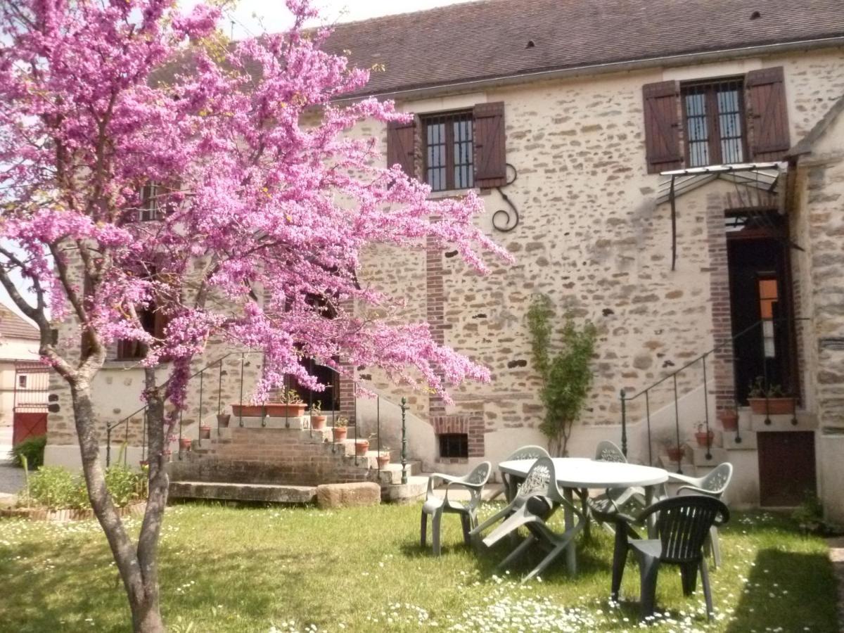 Gite L'Ecole Buissonniere Cheu Bagian luar foto